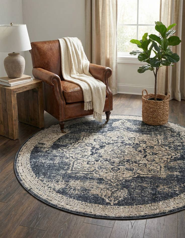 Detail image of 5' 3 x 5' 3 Eliza Round Rug