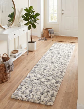 2' x 8' Moroccan Trellis Shag Runner Rug