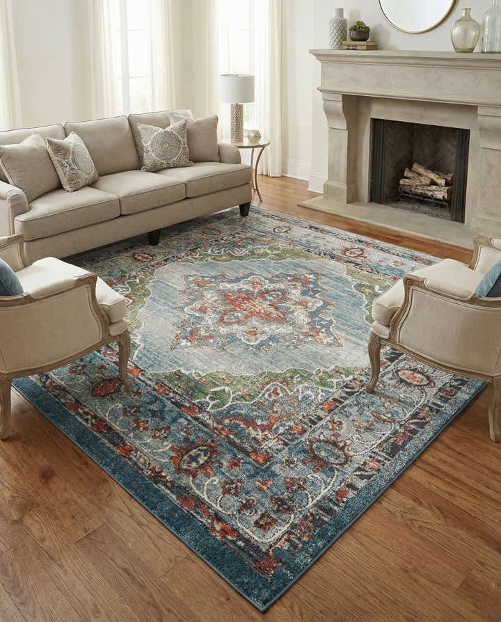 7' 10 x 7' 10 Isabella Square Rug