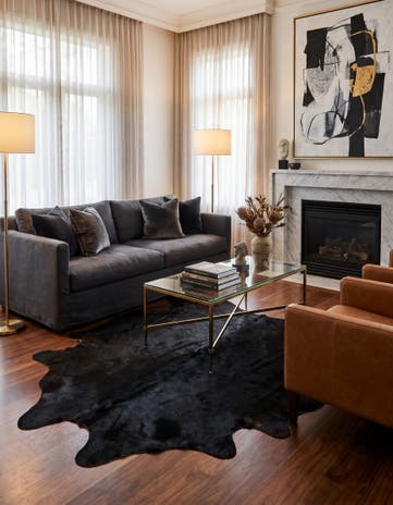 6' 5 x 7' 4 Cowhide Leather Rug