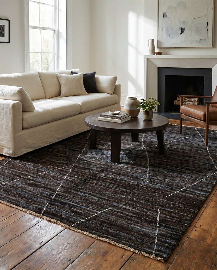 4' 9 x 6' 4 Hand Knotted Moroccan Wool Rug