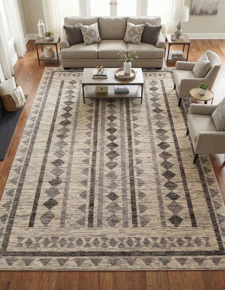 Detail image of 10' x 15' Grand Tradition Rug