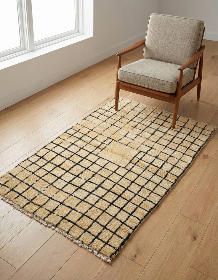 Detail image of 3' x 4' 10 Hand Knotted Modern Ziegler Wool Rug