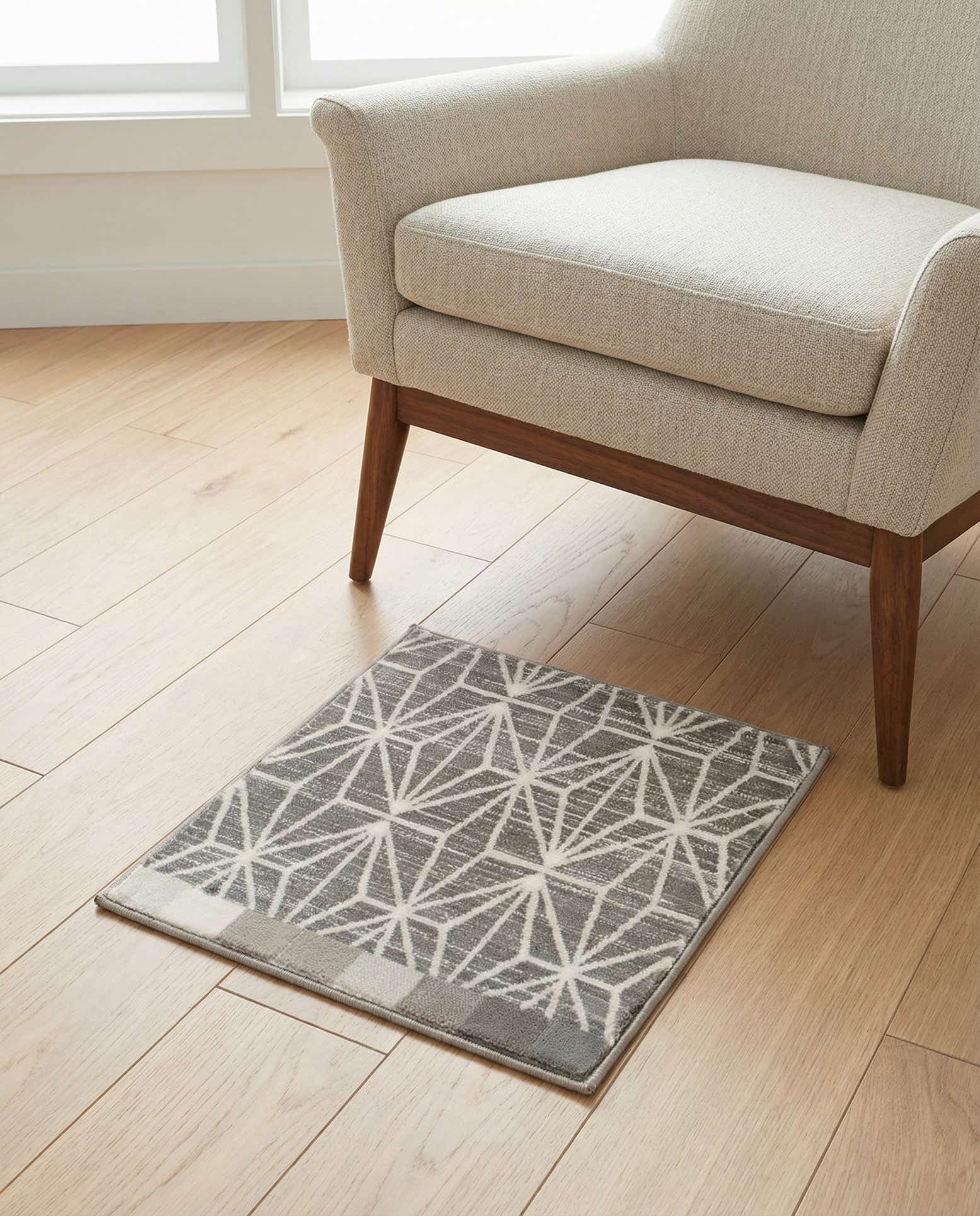 1' 8 x 1' 8 Uptown Fifth Avenue Sample Rug