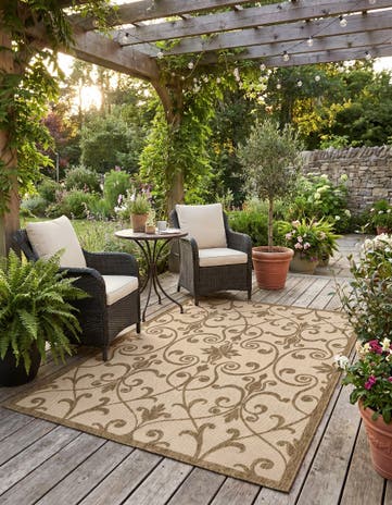 Brown Easy-Clean Botanical Indoor / Outdoor Rug