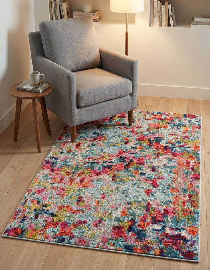 Detail image of 3' 3 x 5' 3 Washable Theia Rug