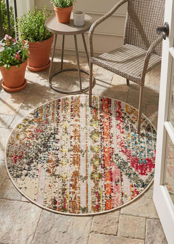 3' x 3' Easy-Clean Casablanca Indoor / Outdoor Round Rug
