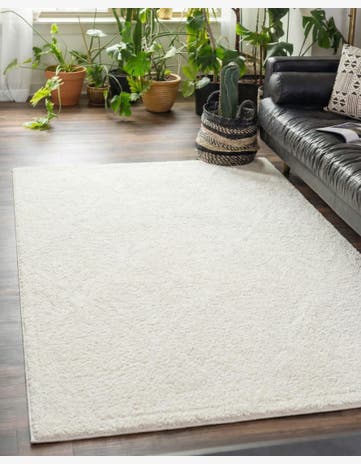 Ivory Trellis Shag Rug