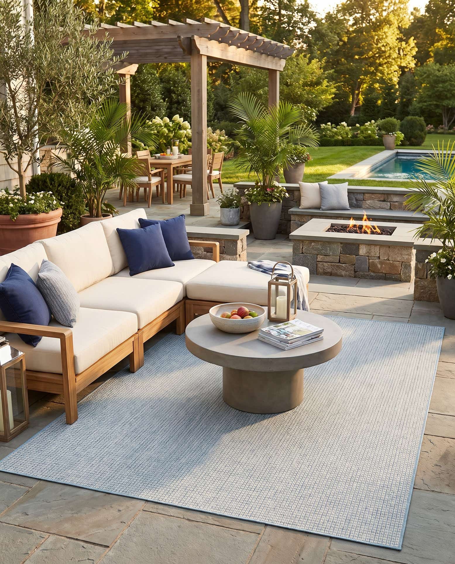 10' x 13' Easy-Clean Checkered Indoor / Outdoor Rug