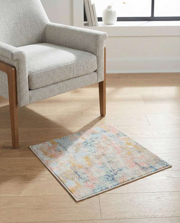1' 4 x 1' 4 Lotus Sample Rug