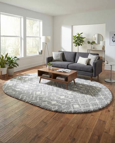  7' 10 x 10' Moroccan Trellis Shag Oval Rug