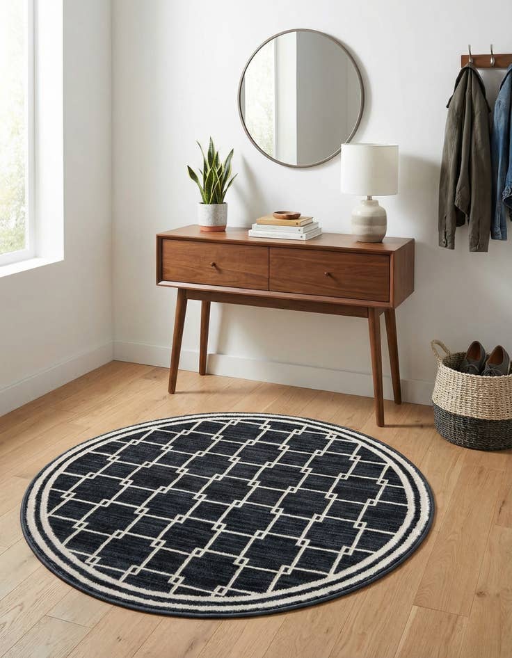 Detail image of Jill Zarin 3' x 3' Metropolitan Uptown Round Rug
