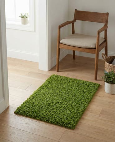  2' x 3' Solid Shag Rug