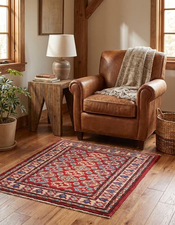2' 1 x 3' Hand Knotted Kazak Rug