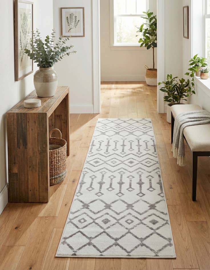 Detail image of 2' x 6' 7 Kasbah Trellis Runner Rug