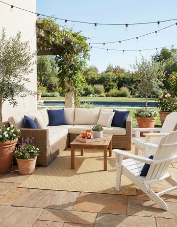 4' x 6' Easy-Clean Jill Zarin Turks and Caicos Indoor / Outdoor Rug