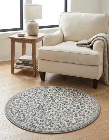 Gray Savannah Round Rug