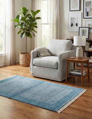 2' 8 x 5' 1 Hand Knotted Darya Wool Rug