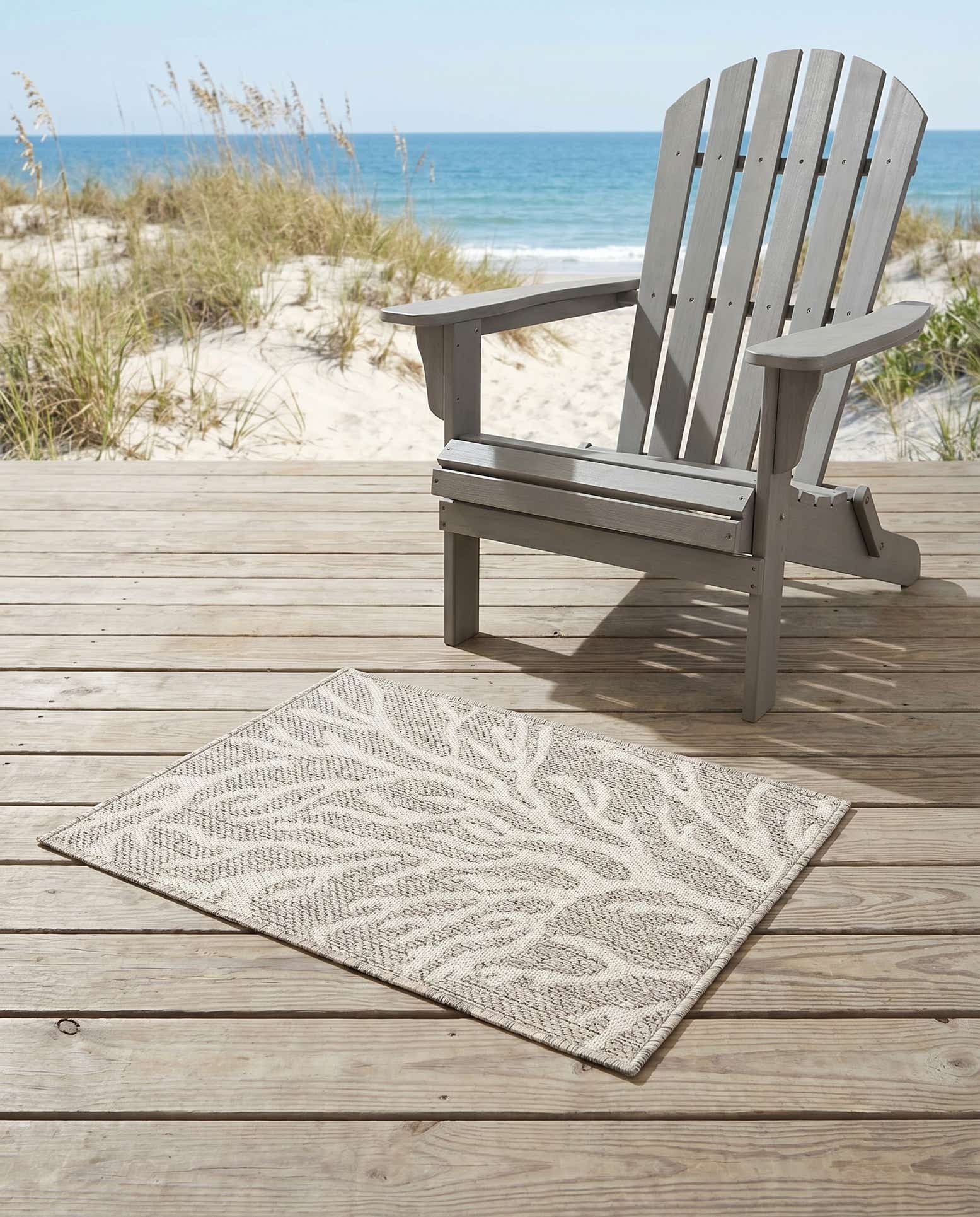 2' x 3' Easy-Clean Coastal Indoor / Outdoor Rug