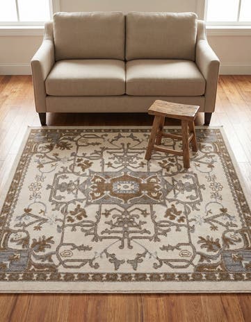 Ivory Grand Tradition Square Rug