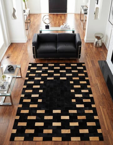 5' 1 x 8' Cowhide - Patchwork Rug