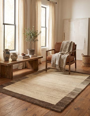 4' x 6' Hand Knotted Gabbeh Wool Rug