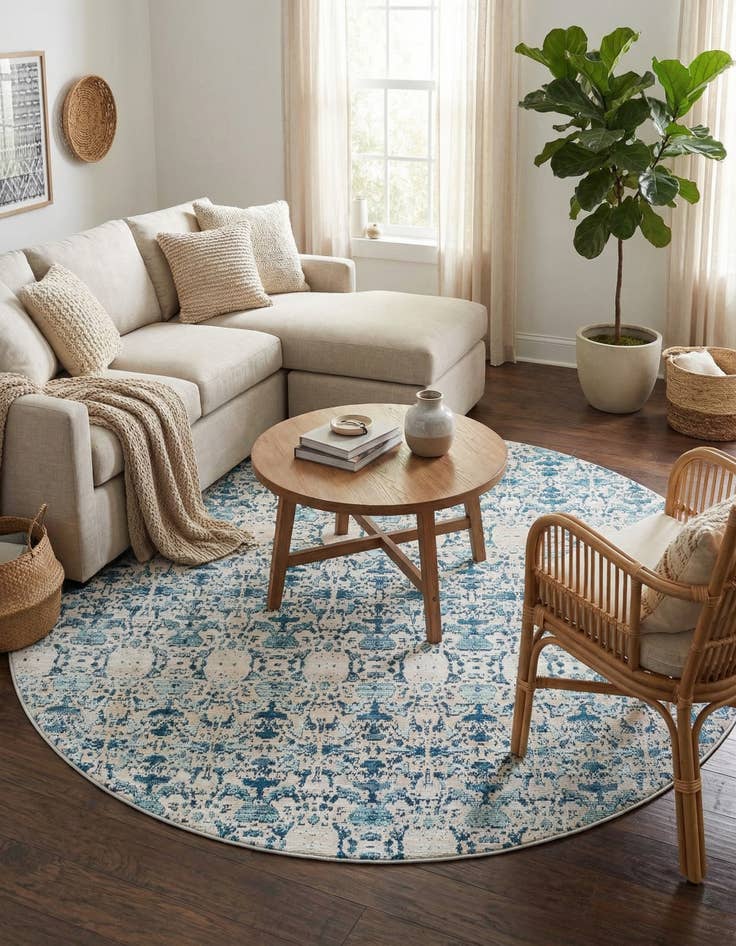 Detail image of 7' x 7' Amulet Round Rug