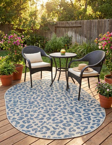 Blue Easy-Clean Safari Indoor / Outdoor Oval Rug