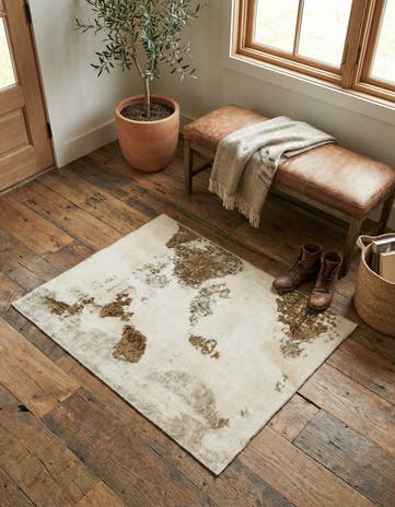 3' 2 x 3' 10 Hand Knotted Ultra Vintage Persian Wool Square Rug