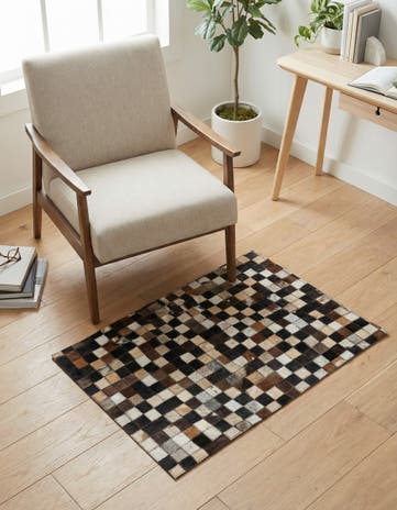 2' x 3' Cowhide Leather Rug