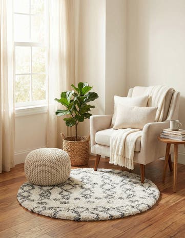 3' 3 x 3' 3 Moroccan Shag Round Rug
