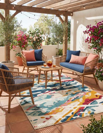 6' x 9' Easy-Clean Casablanca Indoor / Outdoor Rug
