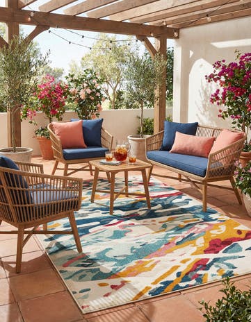 6' x 9' Easy-Clean Casablanca Indoor / Outdoor Rug