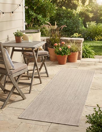 2' x 6' Easy-Clean Solid Indoor / Outdoor Runner Rug