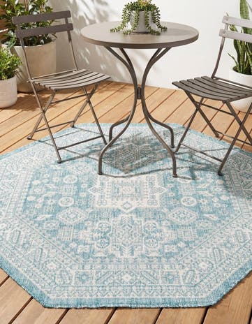 5' 3 x 5' 3 Easy-Clean Aztec Indoor / Outdoor Octagon Rug