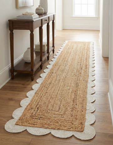 Ivory and Natural Handmade Scallop Braided Jute Runner Rug