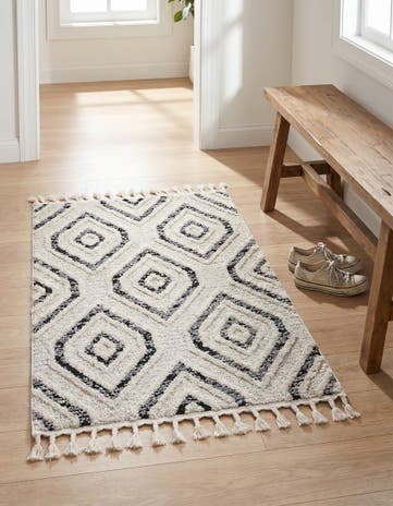 Black and White Cherokee Rug