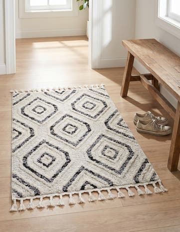 Black and White Cherokee Rug