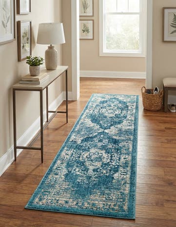 2' x 7' Dahlia Runner Rug