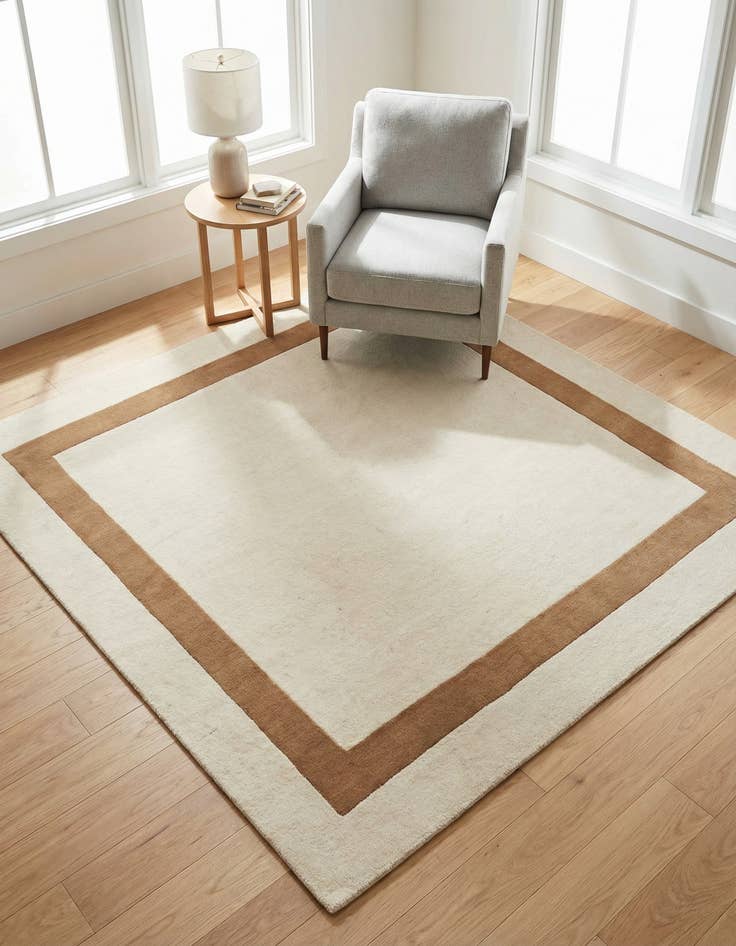 Detail image of 5' 1 x 5' 1 Jill Zarin Border Wool Square Rug