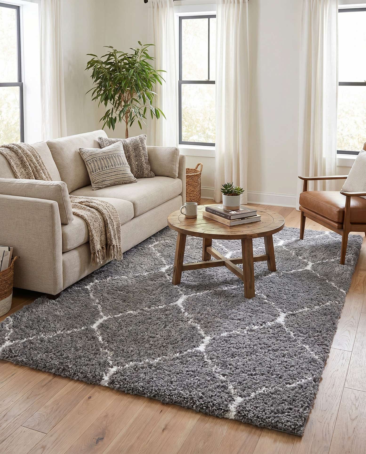 5' 3 x 7' Moroccan Shag Rug