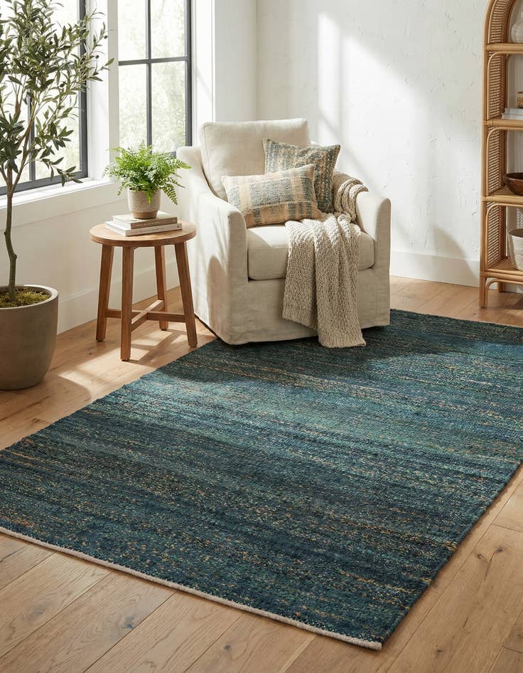 Detail image of 4' 1 x 6' 1  Hand Woven Palm Beach Jute Rug