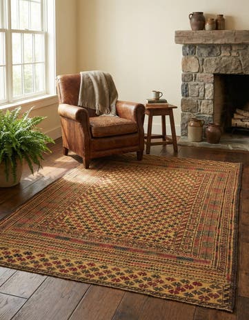 3' 11 x 6' 7 Hand Knotted Sumak Wool Rug