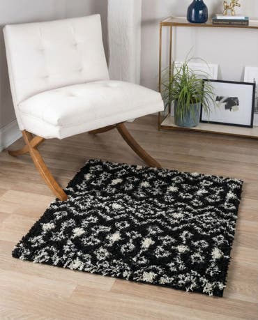  3' x 3' Moroccan Trellis Shag Square Rug