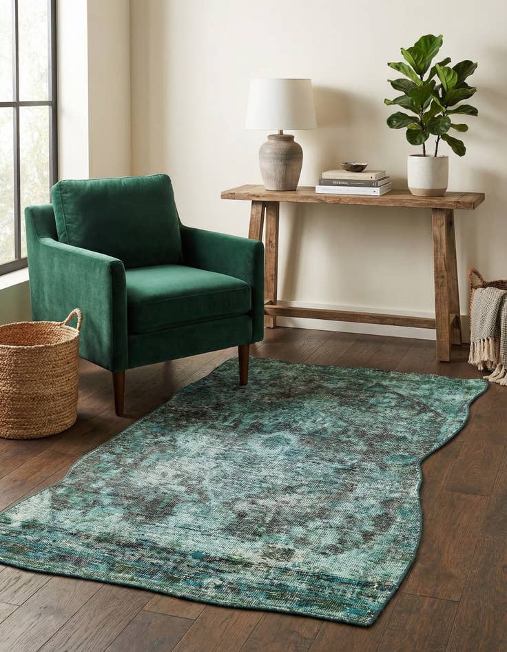 Detail image of 2' 10 x 4' 9 Hand Knotted Ultra Vintage Persian Wool Rug