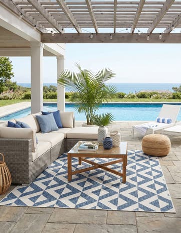 7' 10 x 10' Easy-Clean Jill Zarin Napa Indoor / Outdoor Rug