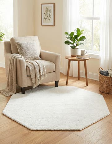5' x 5' Solid Frieze Octagon Rug