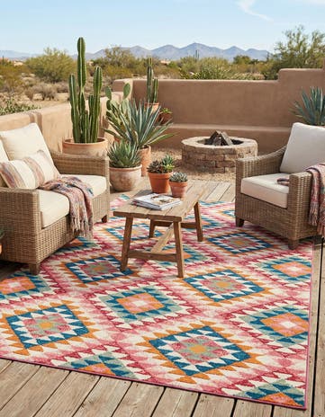 5' 3 x 8' Easy-Clean Southwestern Indoor / Outdoor Rug
