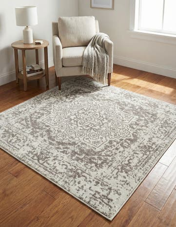 5' 3 x 5' 3 Arlington Square Rug