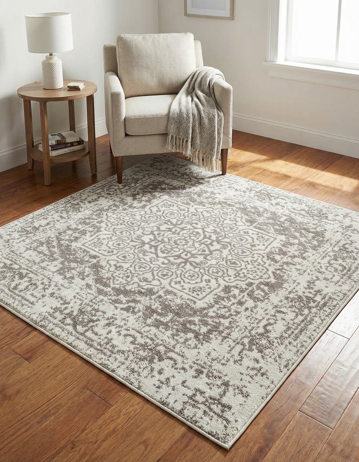 5' 3 x 5' 3 Arlington Square Rug